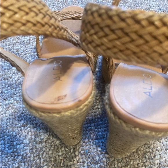 Weaved, straw like color, wedges. - Picture 6 of 6